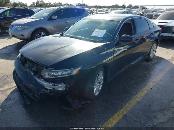 1HGCV1F19KA163815 2019 HONDA ACCORD - Image 2
