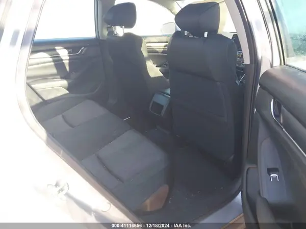1HGCV1F19KA174040 2019 HONDA ACCORD - Image 8