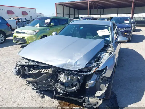 1HGCV1F19MA000018 2021 HONDA ACCORD - Image 2