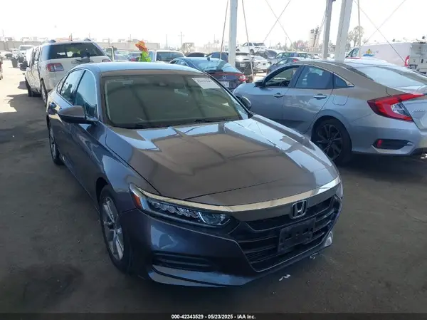 1HGCV1F1XJA001223 2018 HONDA ACCORD - Image 1