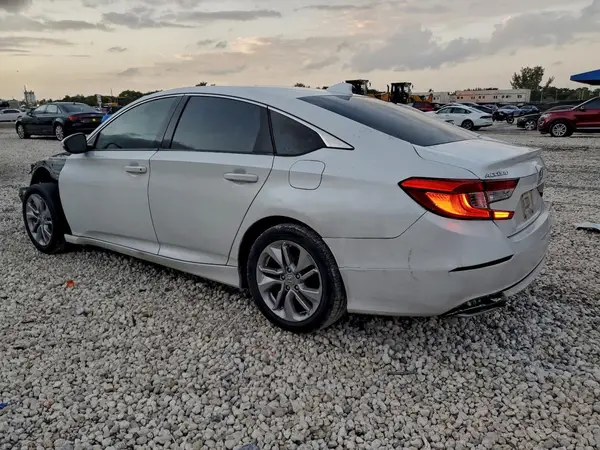 1HGCV1F1XJA004882 2018 HONDA ACCORD - Image 2