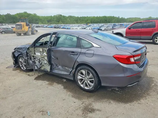 1HGCV1F1XJA006485 2018 HONDA ACCORD - Image 2