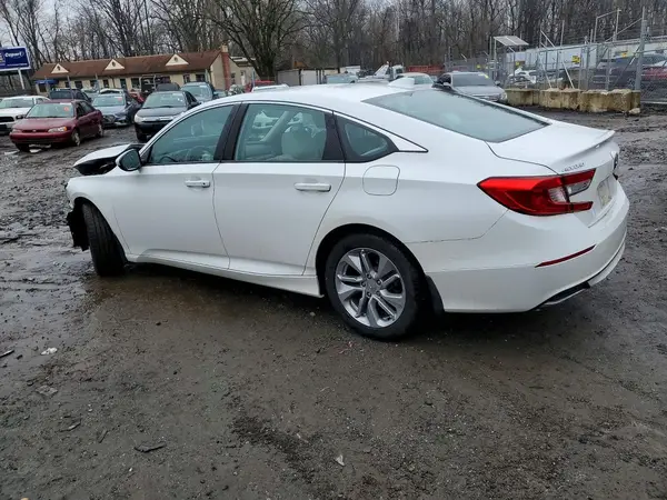 1HGCV1F1XJA016238 2018 HONDA ACCORD - Image 2