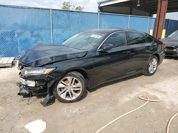 1HGCV1F1XJA016885 2018 HONDA ACCORD - Image 1