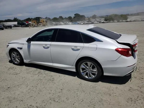 1HGCV1F1XJA031984 2018 HONDA ACCORD - Image 2