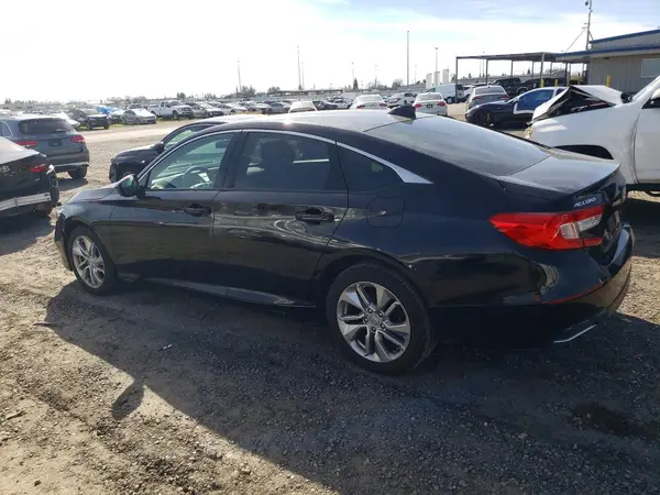 1HGCV1F1XJA032178 2018 HONDA ACCORD - Image 2