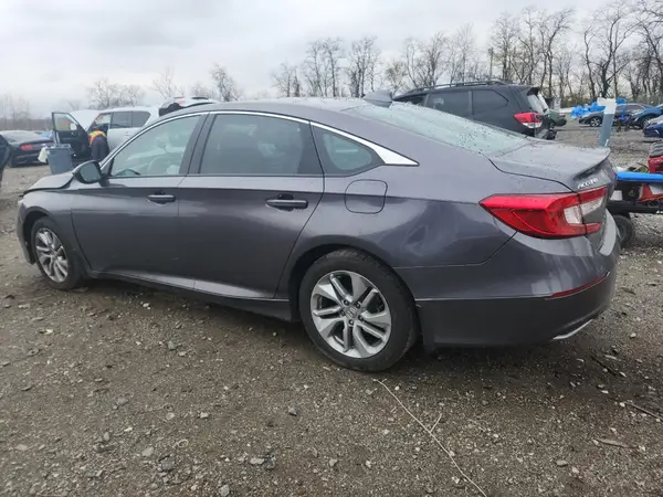 1HGCV1F1XJA064497 2018 HONDA ACCORD - Image 2