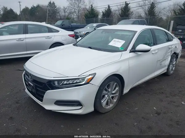 1HGCV1F1XJA073197 2018 HONDA ACCORD - Image 2