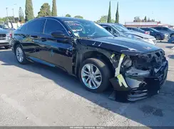 1HGCV1F1XJA083793 2018 HONDA ACCORD