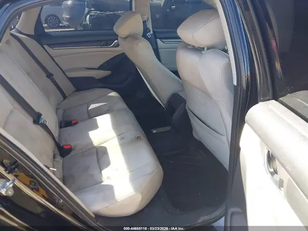 1HGCV1F1XJA095698 2018 HONDA ACCORD - Image 8