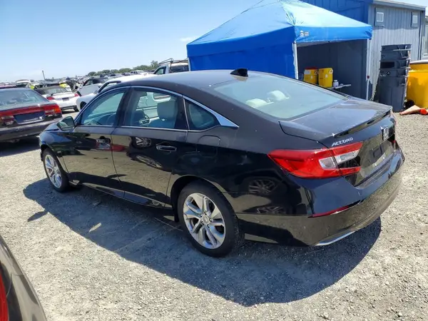 1HGCV1F1XJA095782 2018 HONDA ACCORD - Image 2