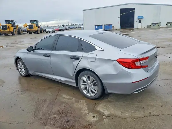 1HGCV1F1XJA108403 2018 HONDA ACCORD - Image 2