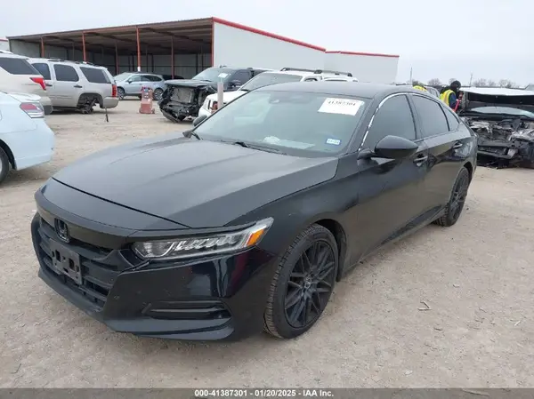 1HGCV1F1XJA122057 2018 HONDA ACCORD - Image 2