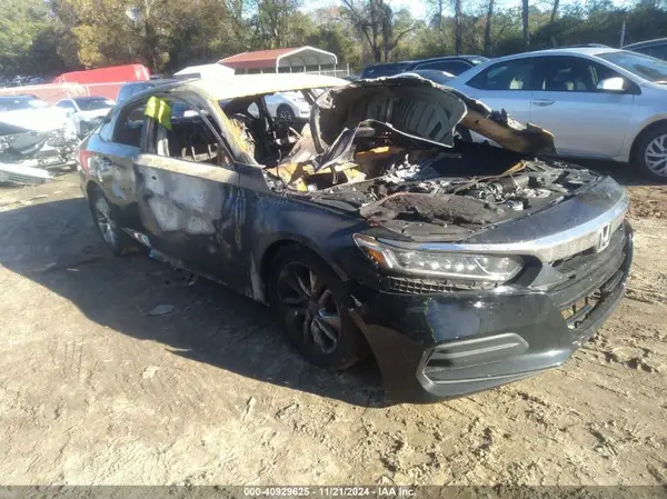 1HGCV1F1XJA131082 2018 HONDA ACCORD - Image 1
