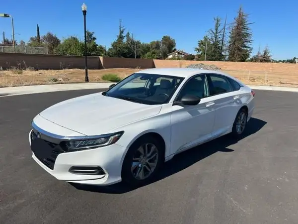 1HGCV1F1XJA138324 2018 HONDA ACCORD - Image 2