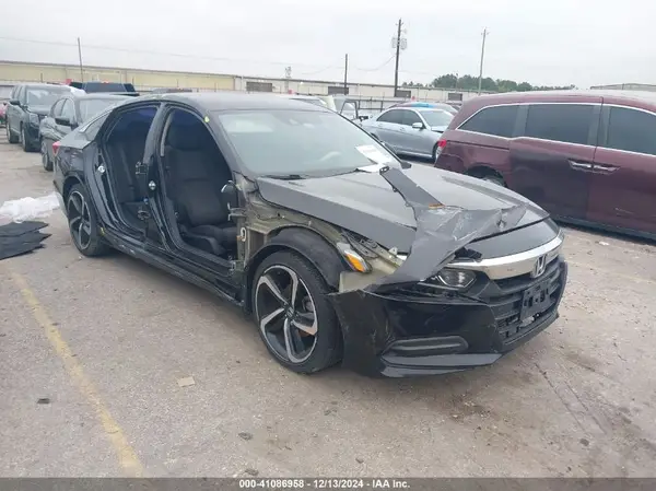 1HGCV1F1XJA150523 2018 HONDA ACCORD - Image 1