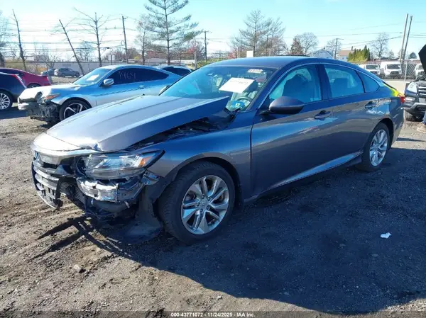 1HGCV1F1XJA151803 2018 HONDA ACCORD - Image 2