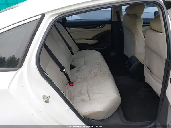 1HGCV1F1XJA167743 2018 HONDA ACCORD - Image 8