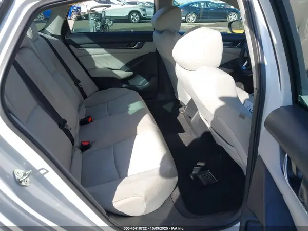 1HGCV1F1XJA195574 2018 HONDA ACCORD - Image 8