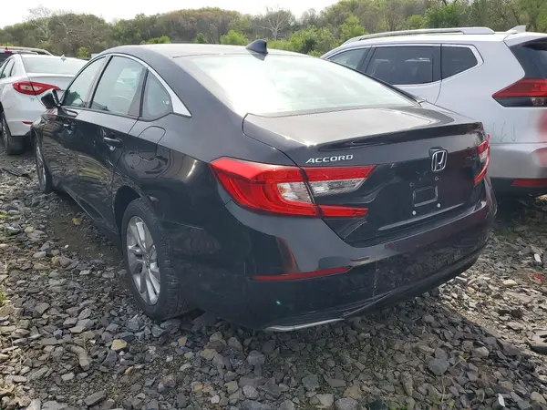 1HGCV1F1XJA202586 2018 HONDA ACCORD - Image 2