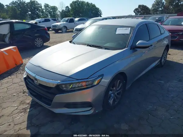1HGCV1F1XJA211384 2018 HONDA ACCORD - Image 2