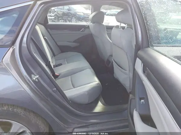 1HGCV1F1XJA227780 2018 HONDA ACCORD - Image 8