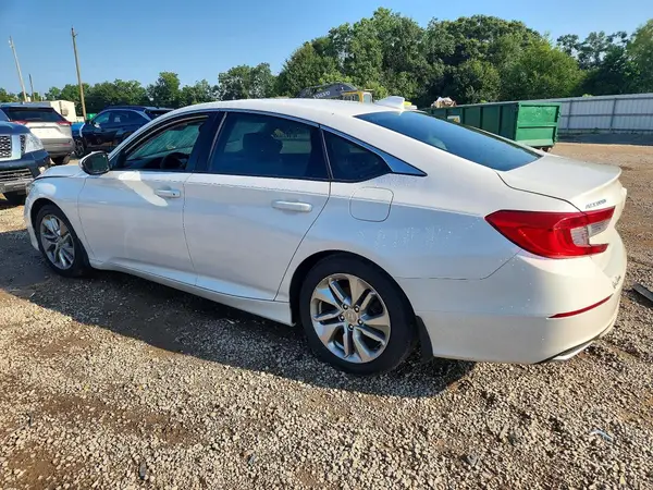 1HGCV1F1XJA228038 2018 HONDA ACCORD - Image 2
