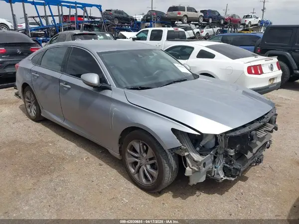 1HGCV1F1XJA231568 2018 HONDA ACCORD - Image 1