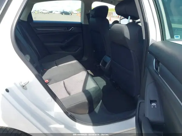1HGCV1F1XJA233403 2018 HONDA ACCORD - Image 8