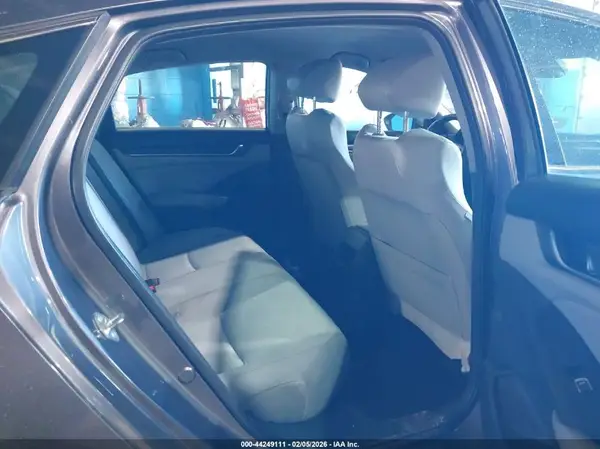 1HGCV1F1XJA235135 2018 HONDA ACCORD - Image 8