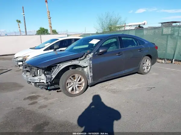 1HGCV1F1XJA249732 2018 HONDA ACCORD - Image 2