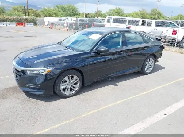 1HGCV1F1XJA250671 2018 HONDA ACCORD - Image 2