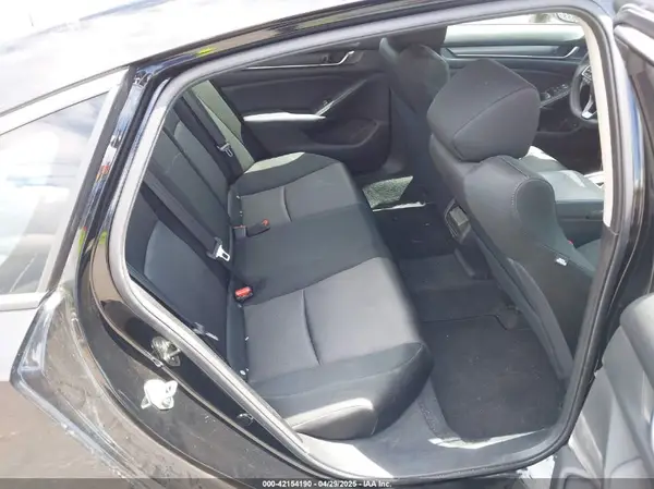 1HGCV1F1XJA250671 2018 HONDA ACCORD - Image 8