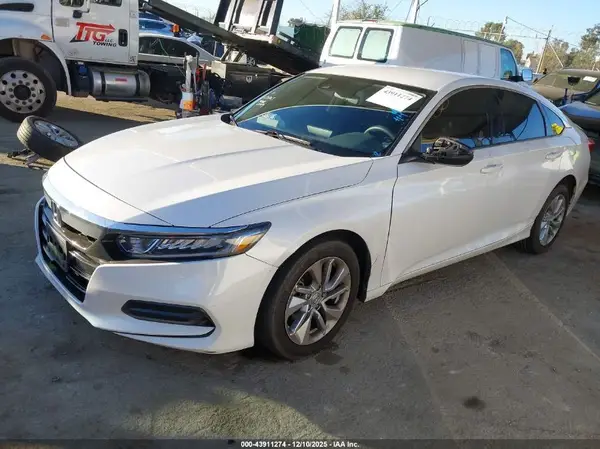 1HGCV1F1XJA255448 2018 HONDA ACCORD - Image 2