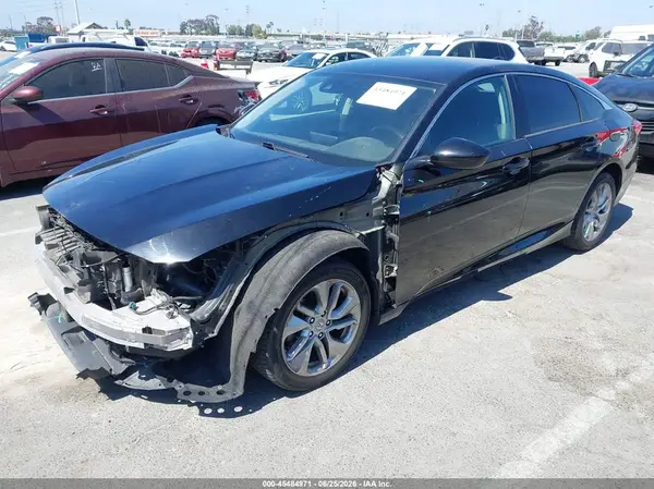 1HGCV1F1XJA258981 2018 HONDA ACCORD - Image 2