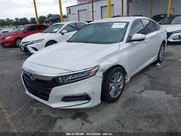 1HGCV1F1XJA260360 2018 HONDA ACCORD - Image 2
