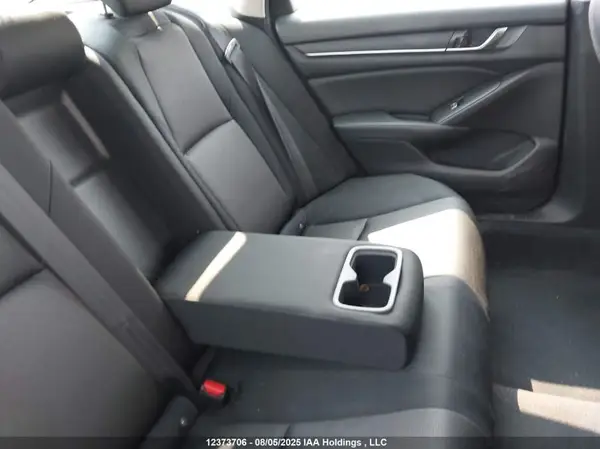 1HGCV1F1XJA803156 2018 HONDA ACCORD - Image 8