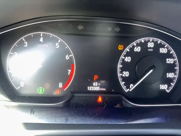 1HGCV1F1XKA003264 2019 HONDA ACCORD - Image 8