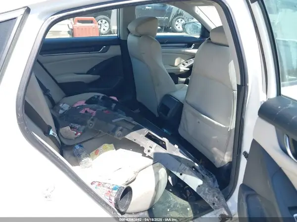 1HGCV1F1XKA007542 2019 HONDA ACCORD - Image 8