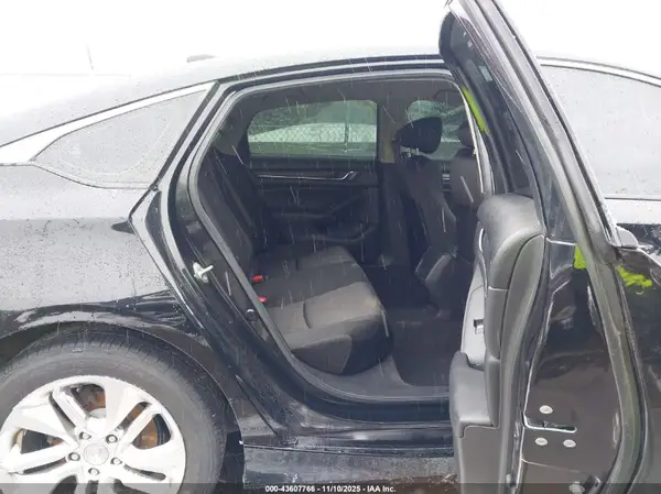 1HGCV1F1XKA045062 2019 HONDA ACCORD - Image 8