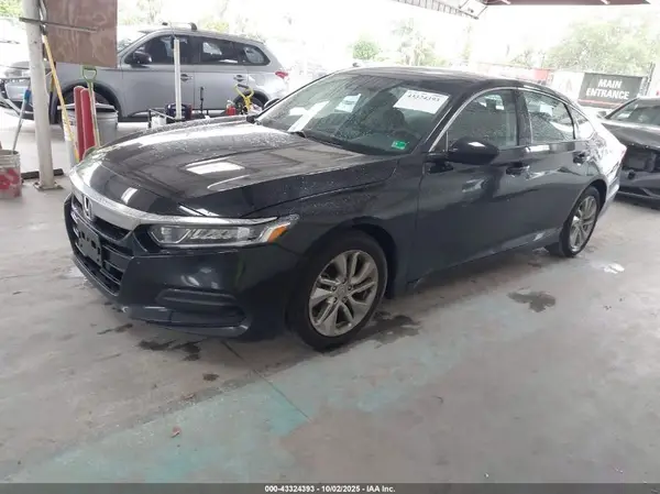 1HGCV1F1XKA045157 2019 HONDA ACCORD - Image 2