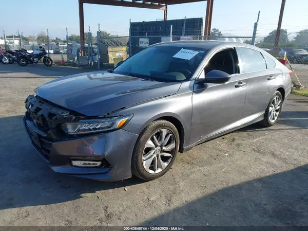 1HGCV1F1XKA060502 2019 HONDA ACCORD - Image 2
