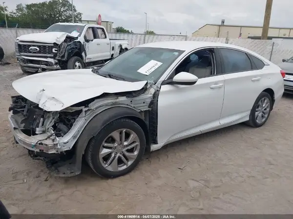 1HGCV1F1XKA092494 2019 HONDA ACCORD - Image 2