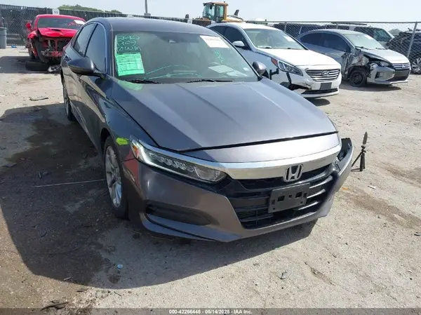 1HGCV1F1XKA096688 2019 HONDA ACCORD - Image 1