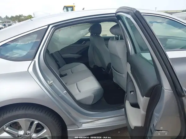 1HGCV1F1XKA128636 2019 HONDA ACCORD - Image 8