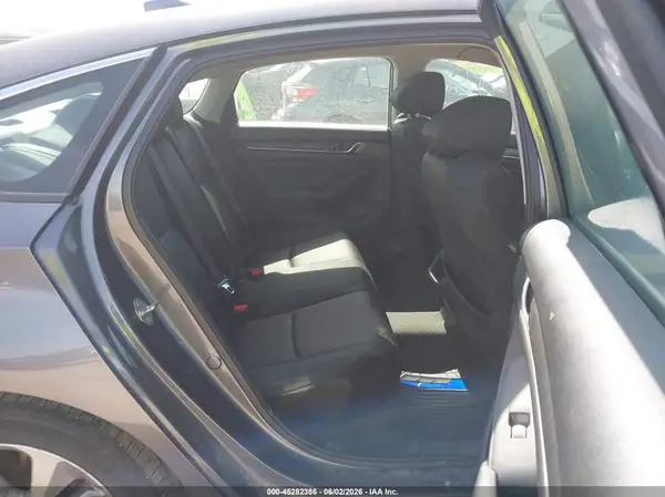 1HGCV1F1XKA130404 2019 HONDA ACCORD - Image 8