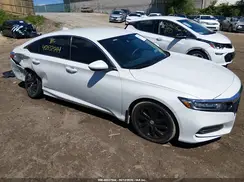 1HGCV1F1XKA139703 2019 HONDA ACCORD