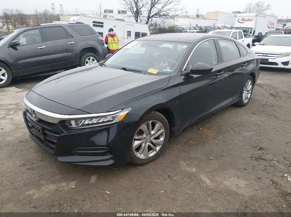 1HGCV1F1XKA175388 2019 HONDA ACCORD - Image 2