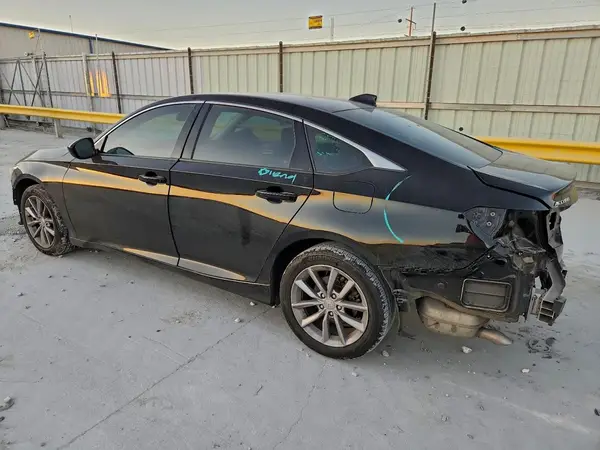 1HGCV1F1XNA045339 2022 HONDA ACCORD - Image 2