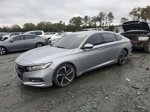 1HGCV1F30JA010806 2018 HONDA ACCORD - Image 1